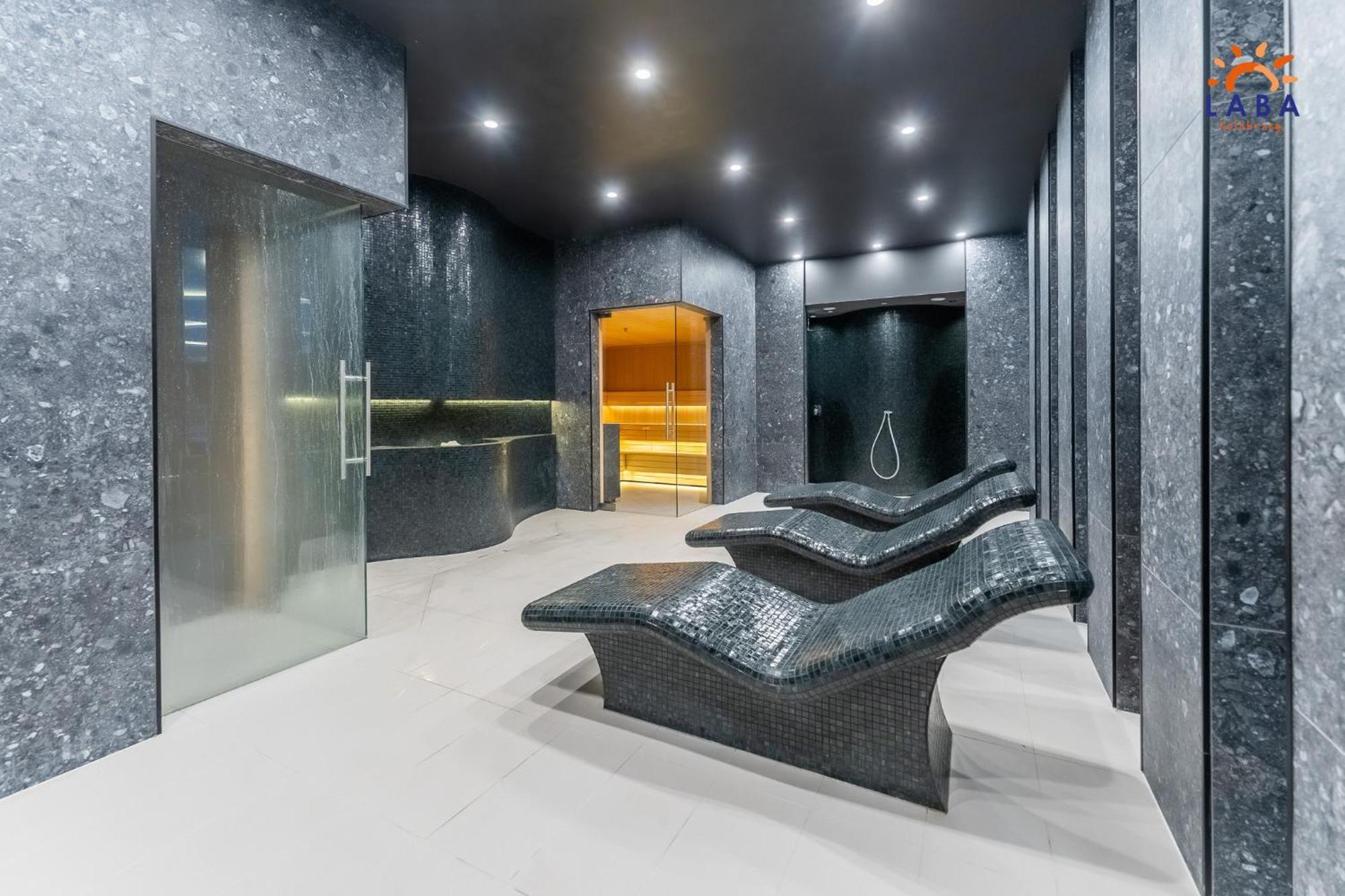 Laba Kolobrzeg Apartamenty Polanki Aqua Parking, Basen W Cenie Экстерьер фото