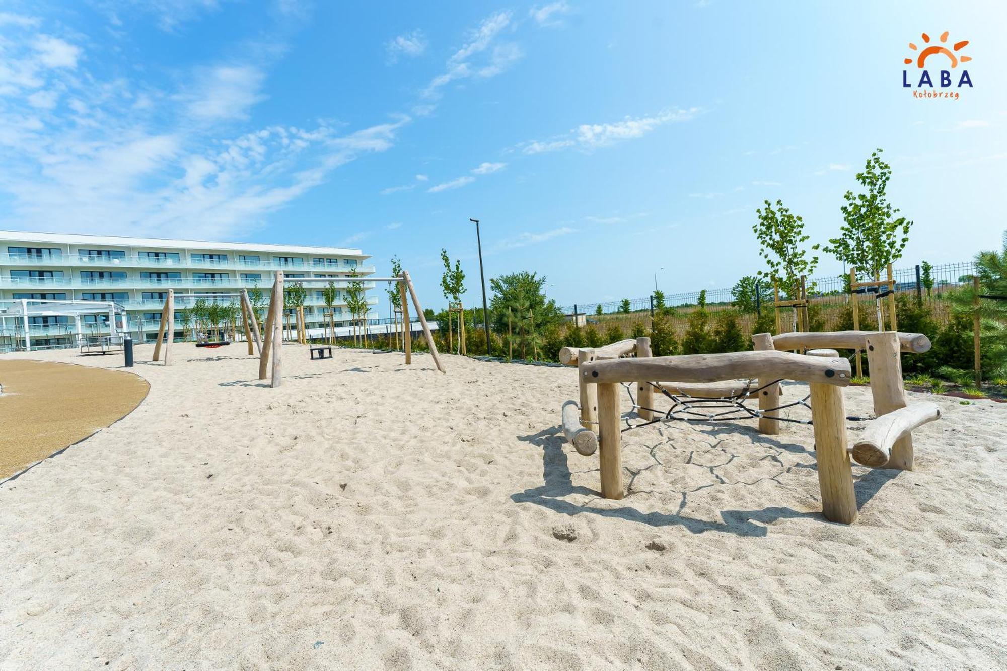 Laba Kolobrzeg Apartamenty Polanki Aqua Parking, Basen W Cenie Экстерьер фото